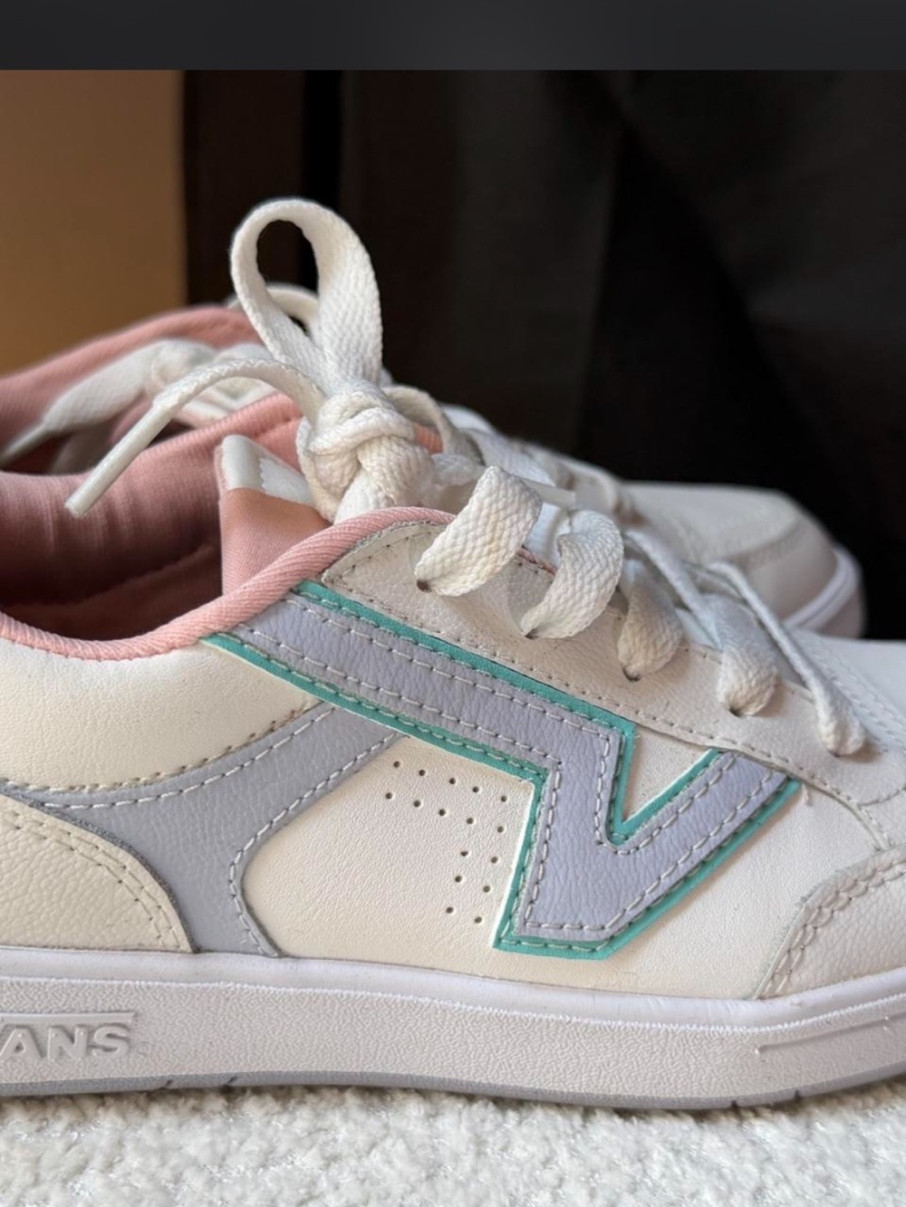 Vans - Lowland ComfyCush In White, Pink & Blue Size 7